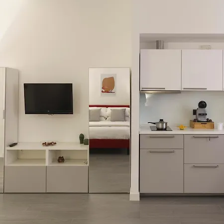 Eleven Apartman Nápoly